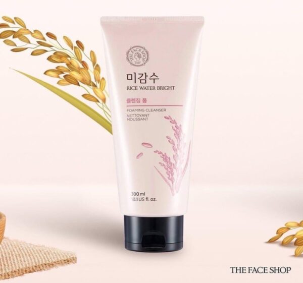The Face Shop Rice Water Bright Foaming Cleanser (300ml)